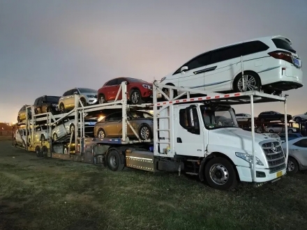 攀枝花到长春汽车托运，攀枝花攀枝花轿车托运公司(图1)