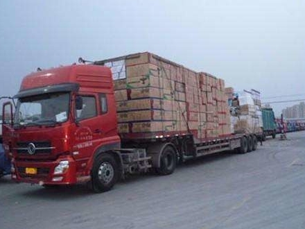 ​成都到湘西物流公司每天发车